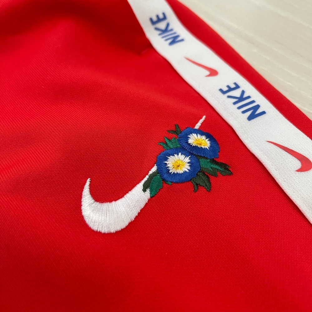 NIKE brand new track pants!!!
